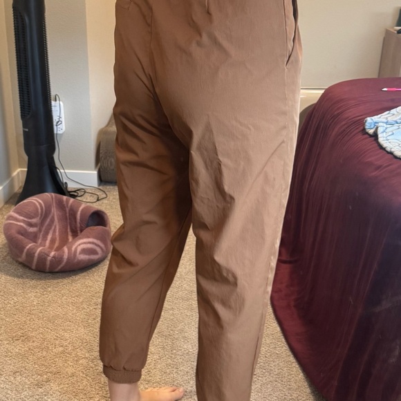 Nike Tech Pack Dri Fit Tan Pants - Picture 5 of 16